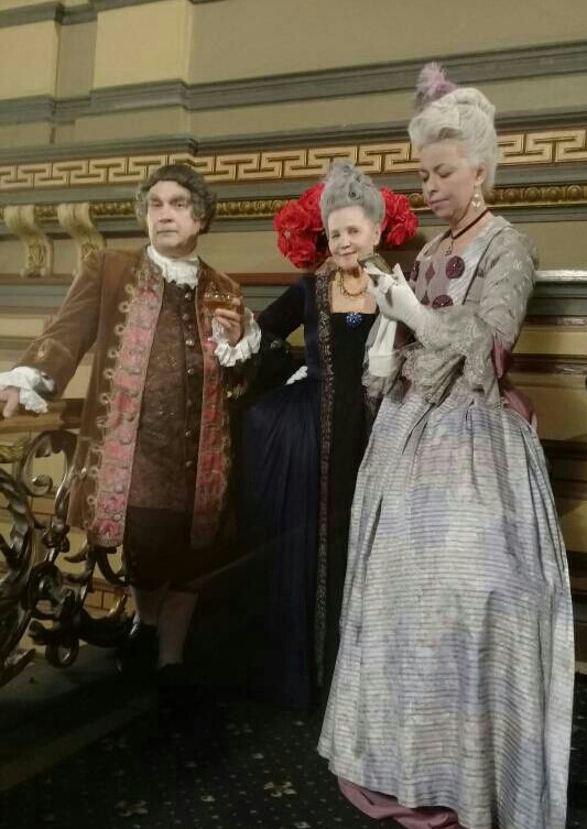 ���� ������������