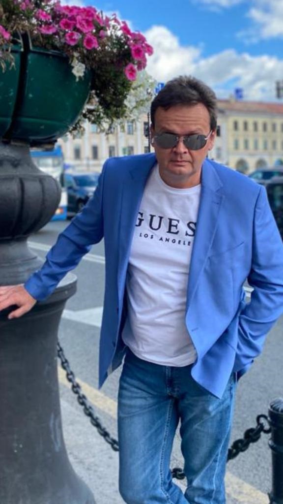 Максим Анатольевич