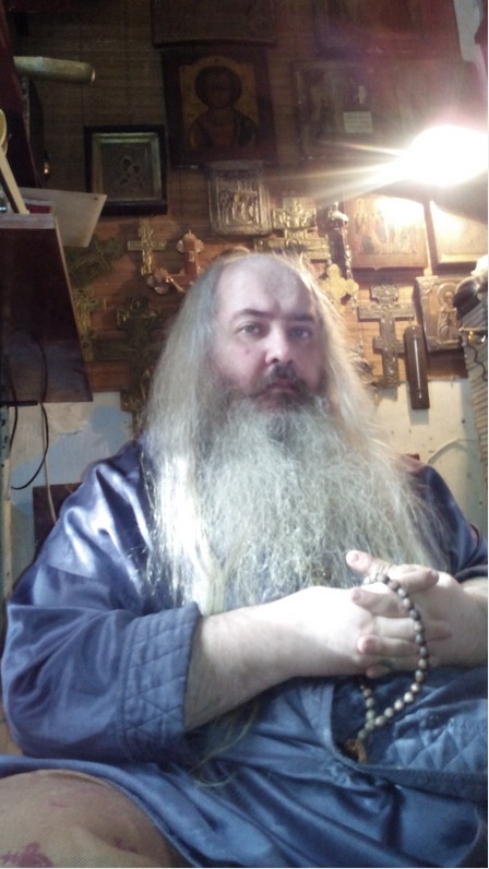 �������