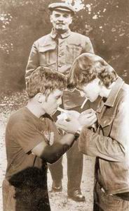 Мак Алелан и Галактионов