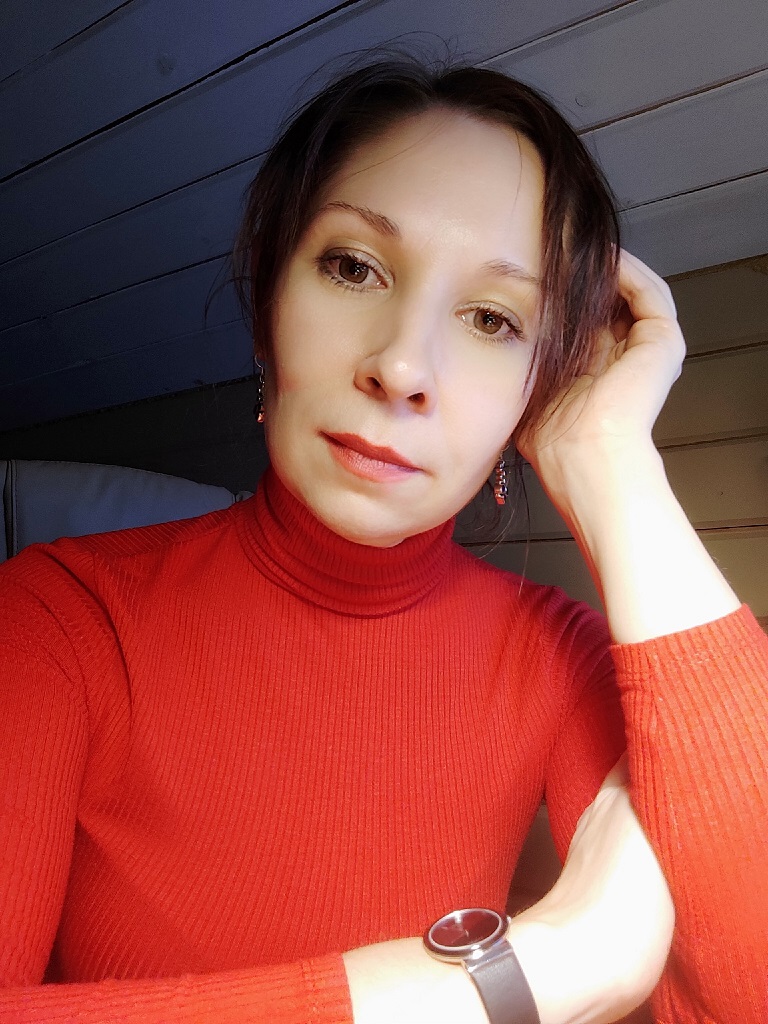 ����� ����