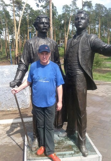 Александр Святов