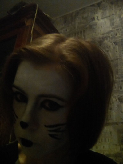 �������