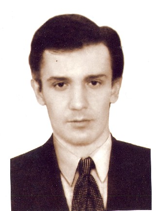 Олег Колесников