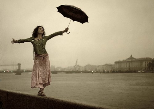 ����� ����