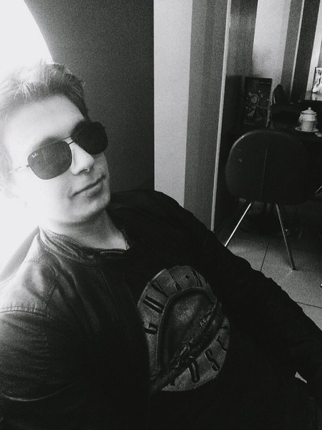 ����� ����