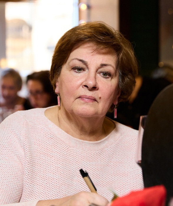 Анна Анушина