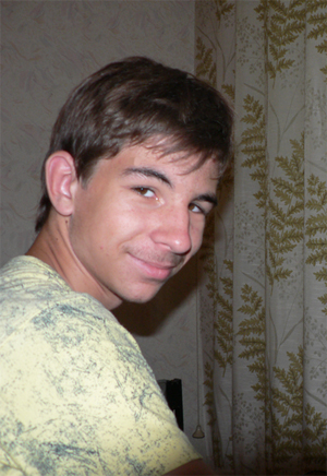 Максим Антонов