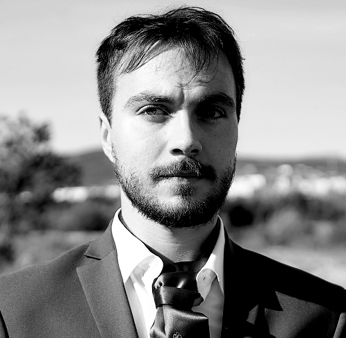 ���� ������������