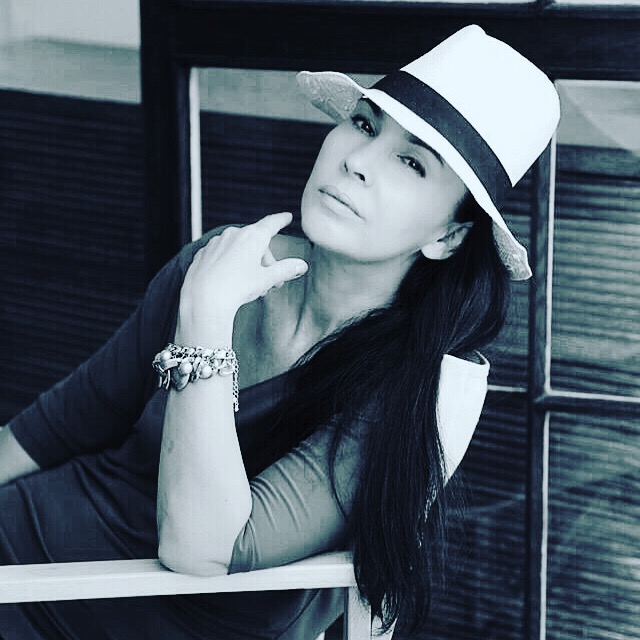 Елена Павличенко