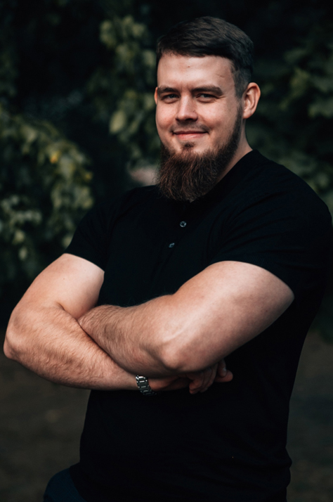 Олег Нефедов