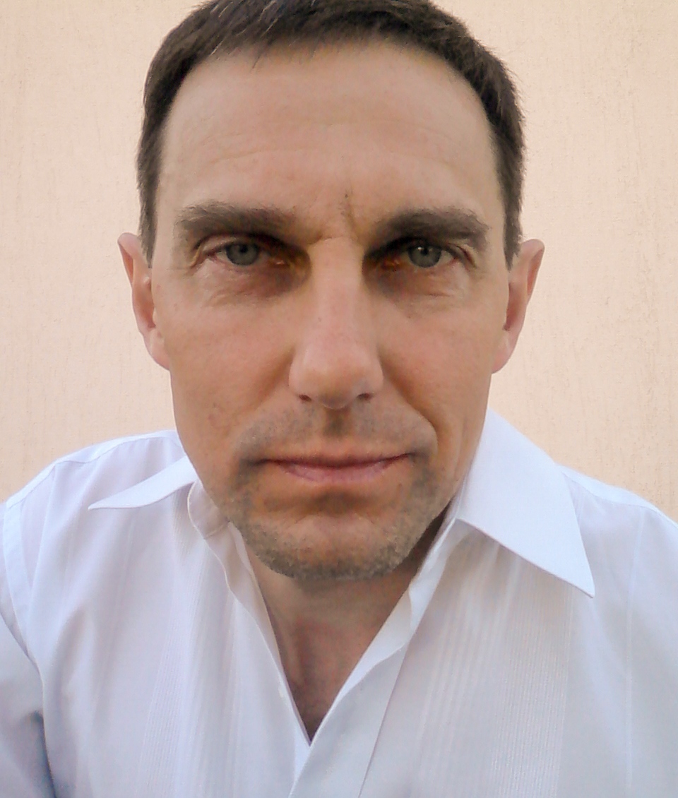 Игор Бобровский