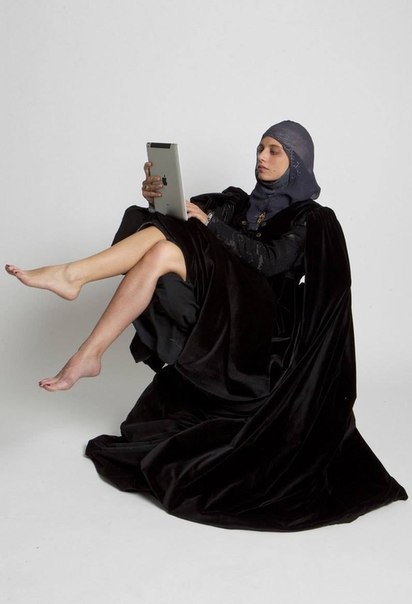 ��������