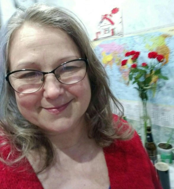 ����� ����