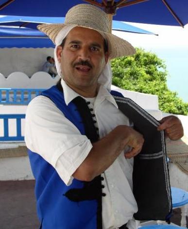 �.������