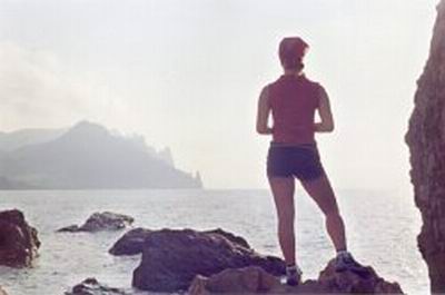 ����� ����