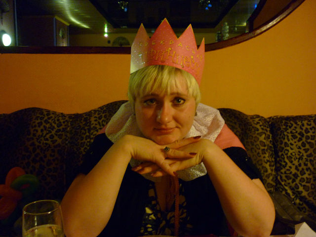 Оленька Дегтярева