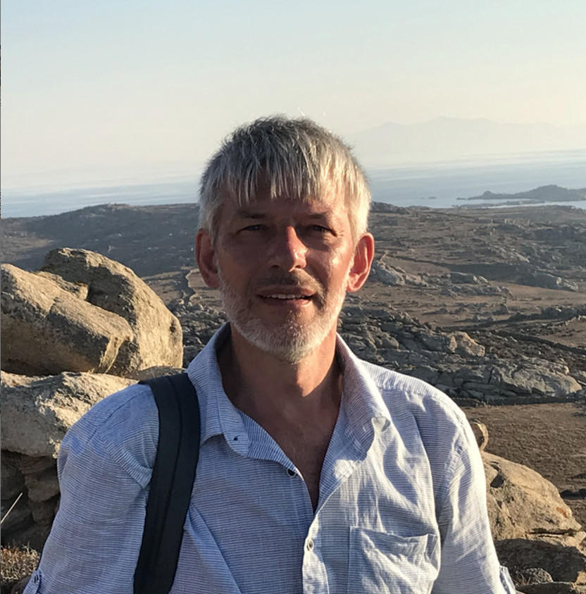 Дмитрий Хмелёв