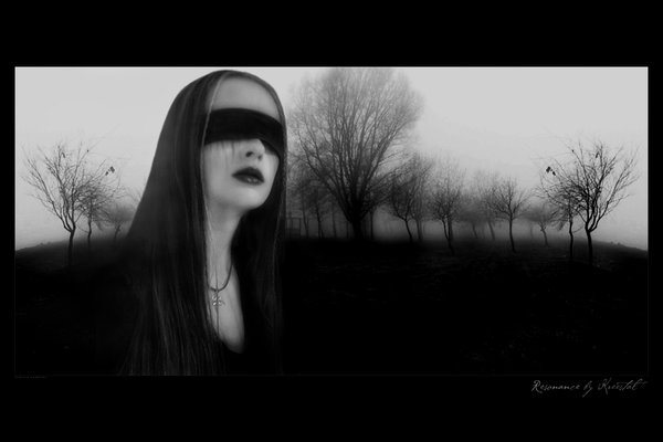 ����� ����