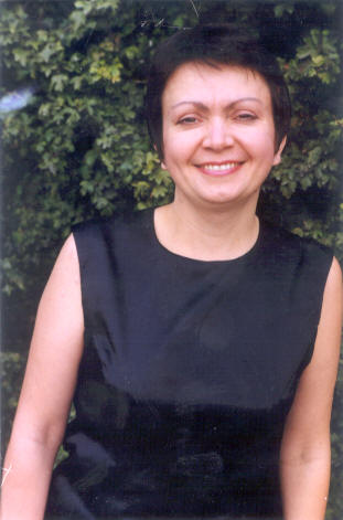 ����� ����