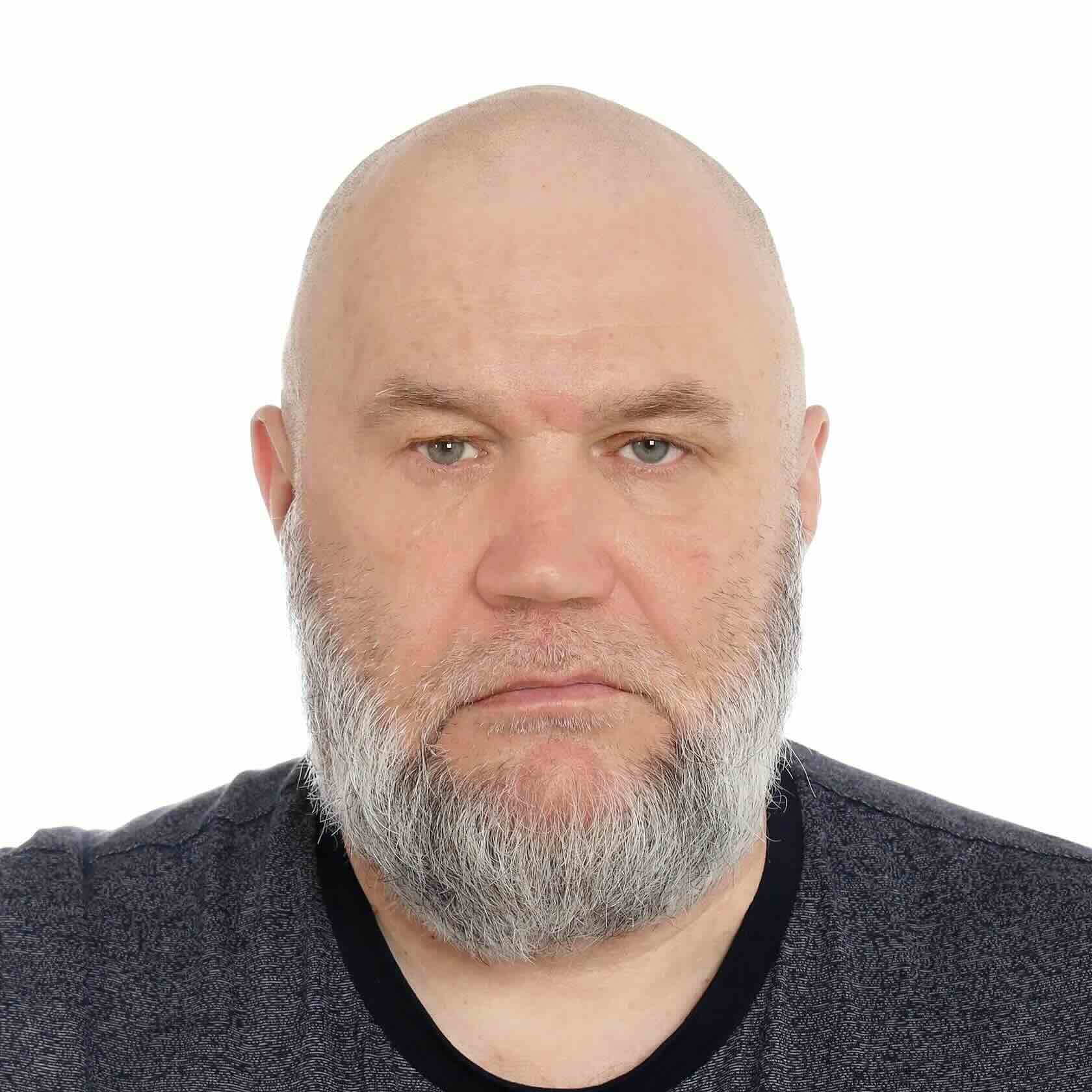 Ариэль Эмет