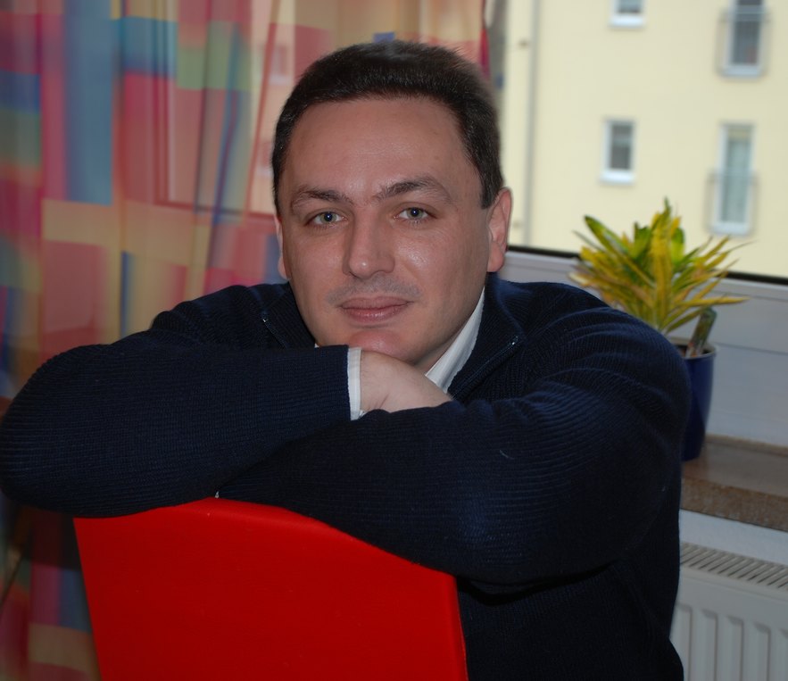 Сергей Янаки