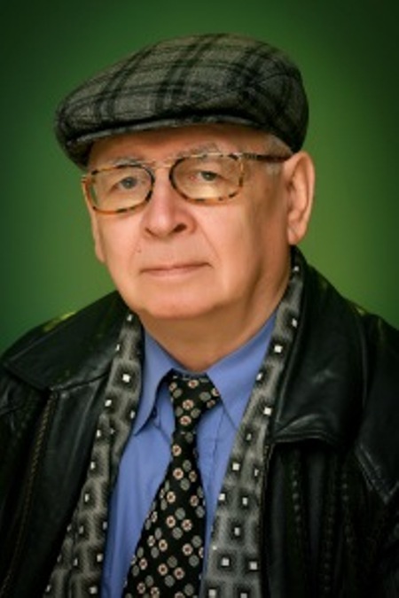 ����� ����