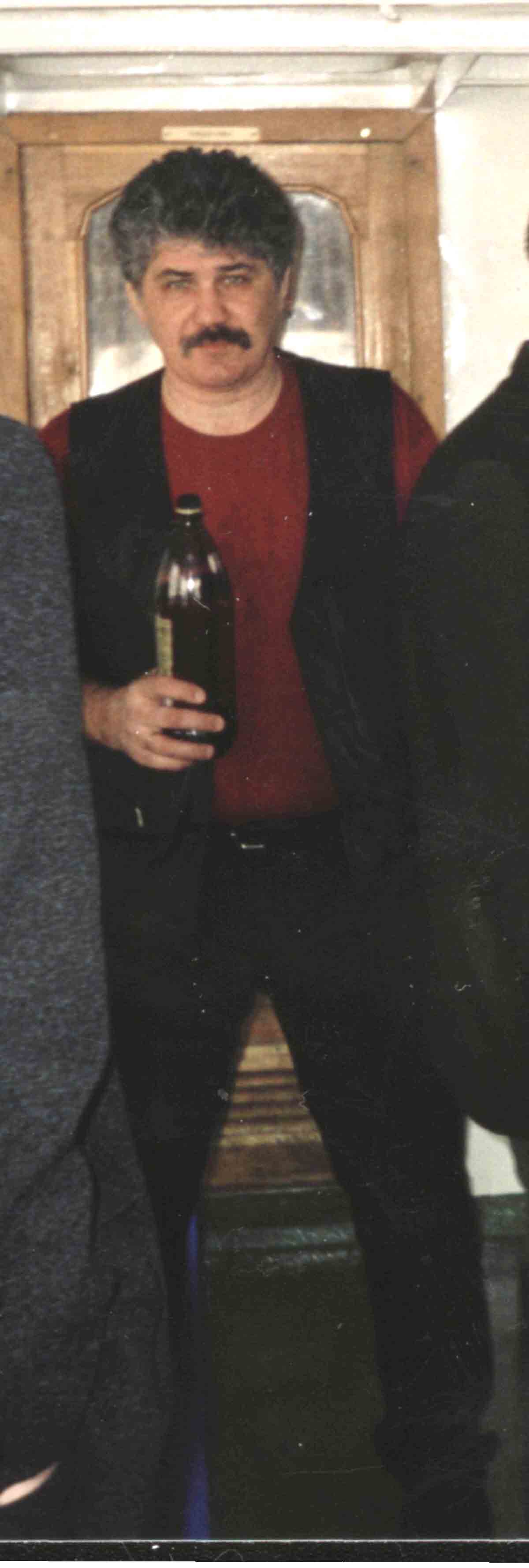 �.��������