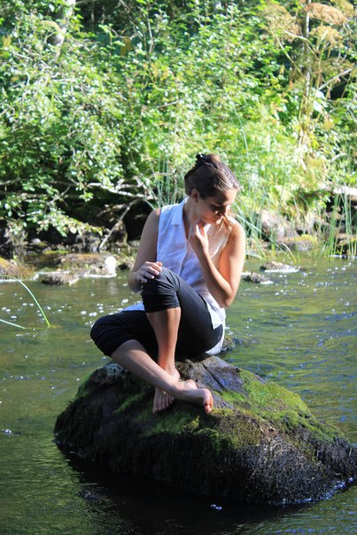 �������