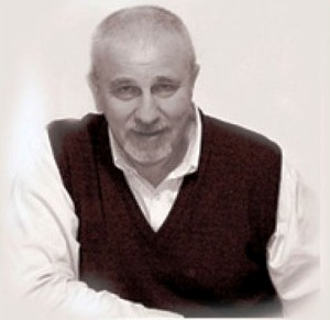 ���-������