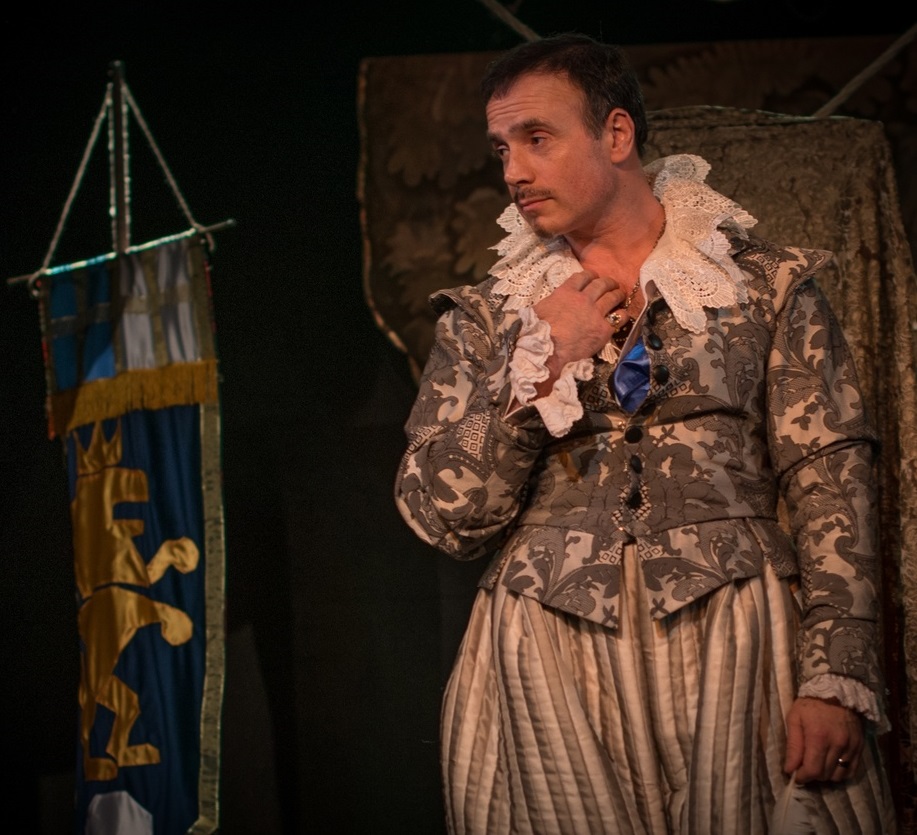 Александр Эрлих