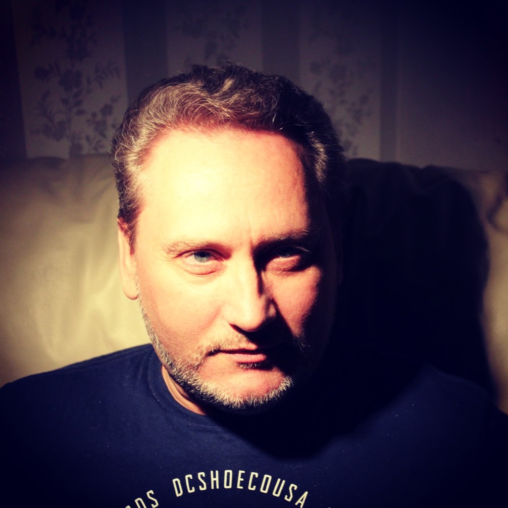 Александр Харитонов