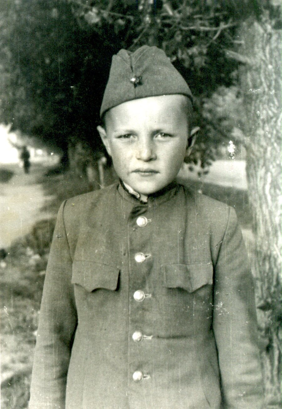 Альберт Хавов