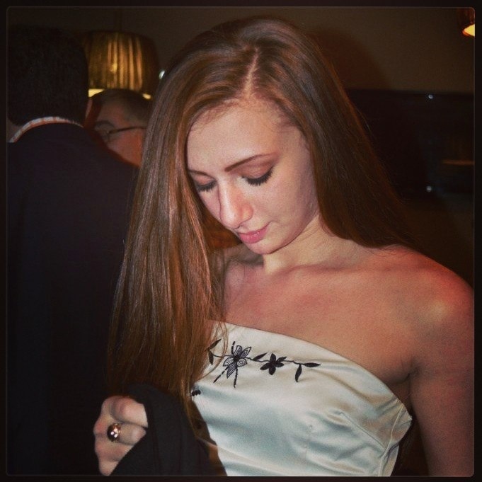 Анна Отхозория