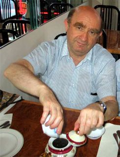 ����� ���