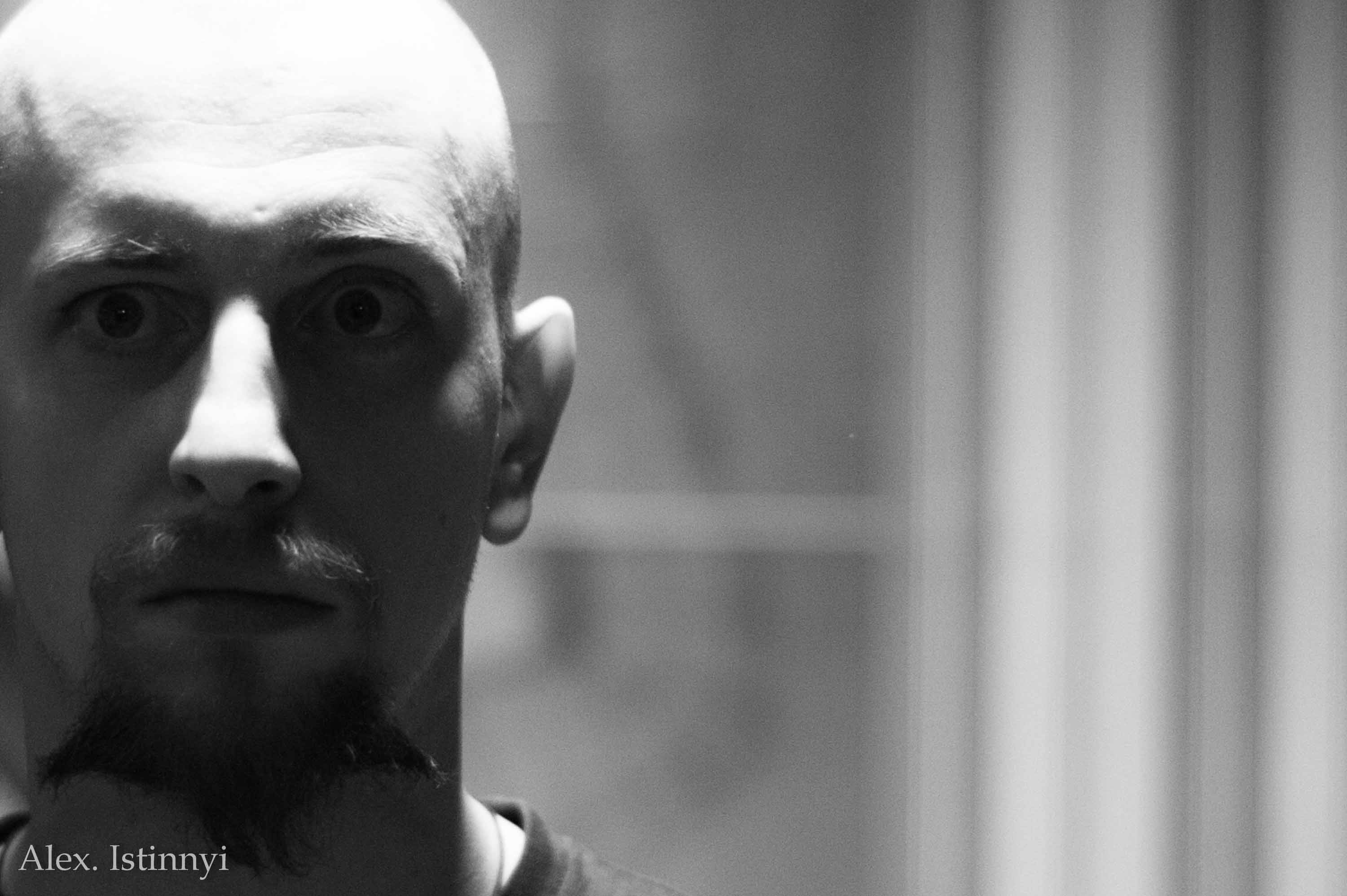 Алекс Истинный