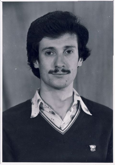 ���� ���