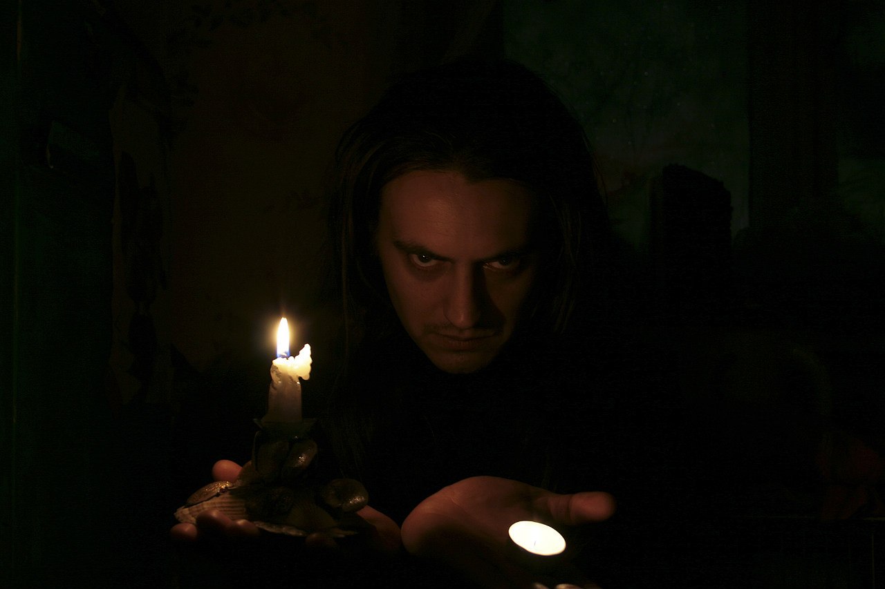 Дмитрий Костоусов