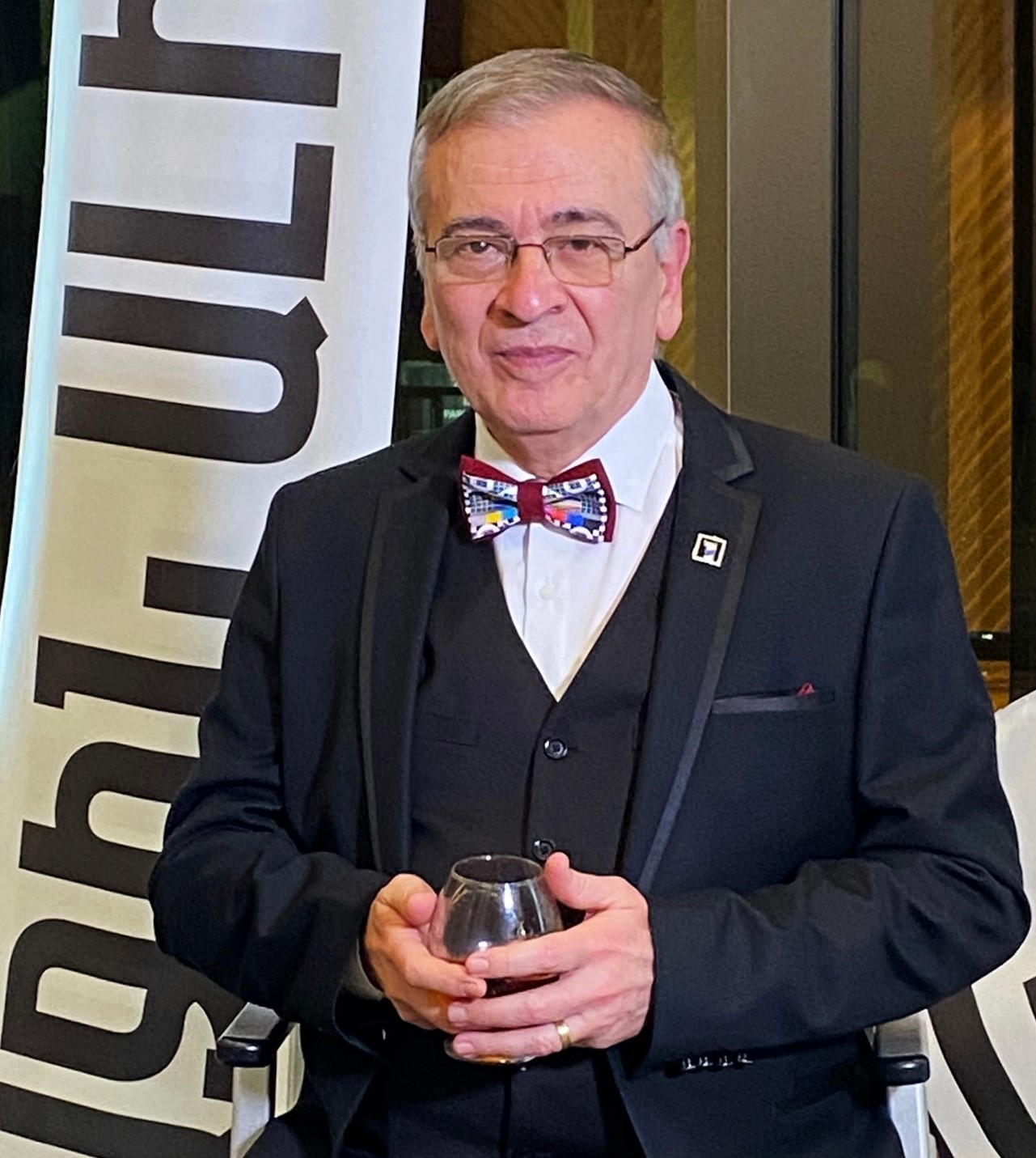 Карен Кочарян