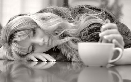 ����� ����