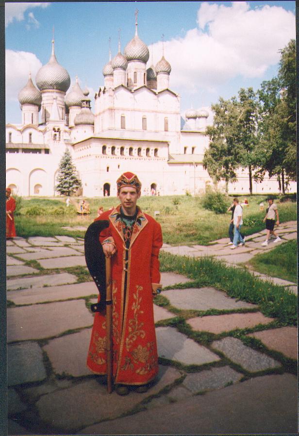 Леонид Кнопов