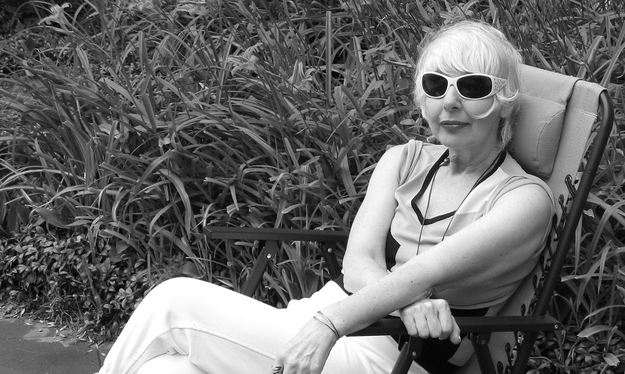 ���� ����