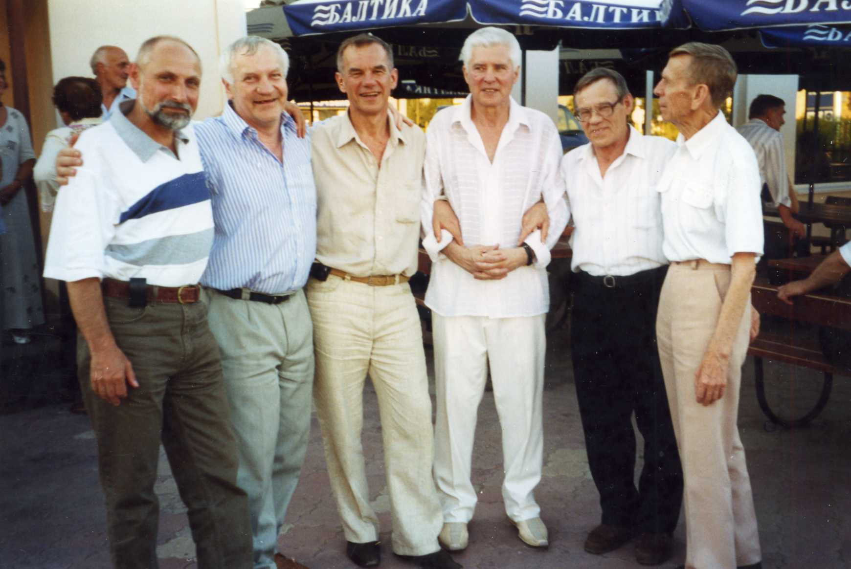 ���� ����� ��