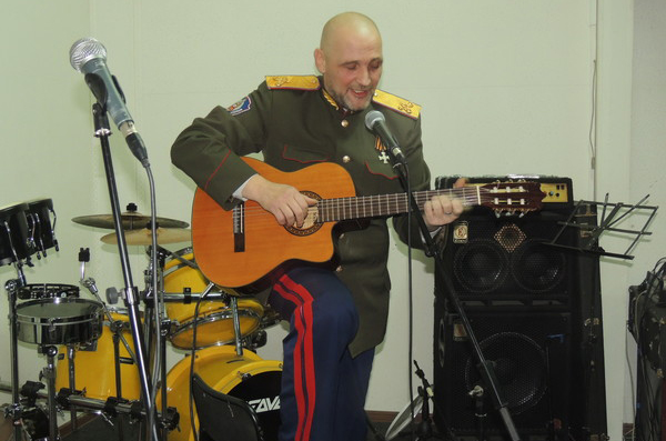 Леонид Ефремов-Бард