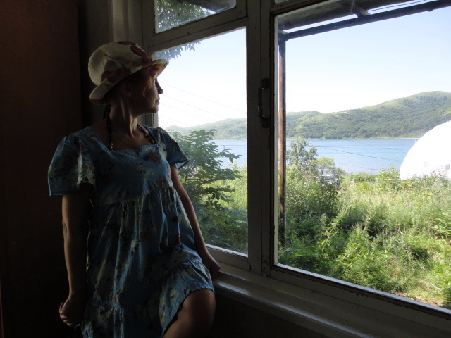 �������