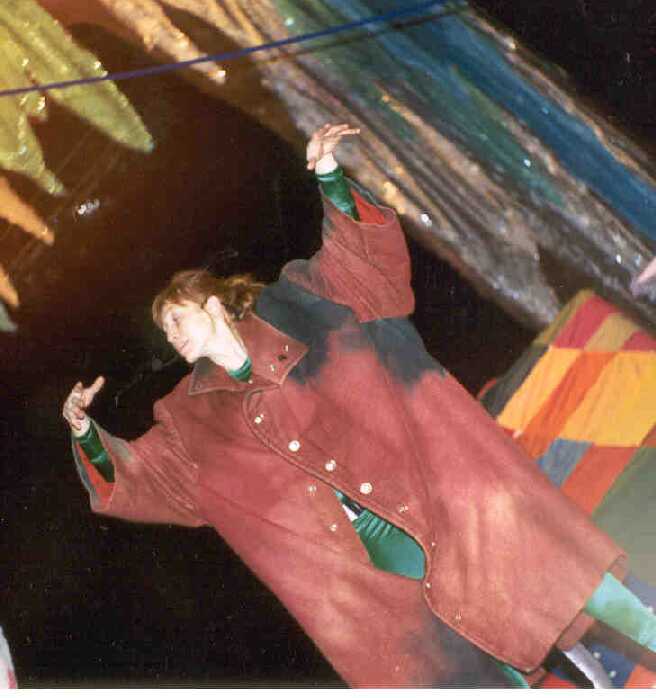 �������