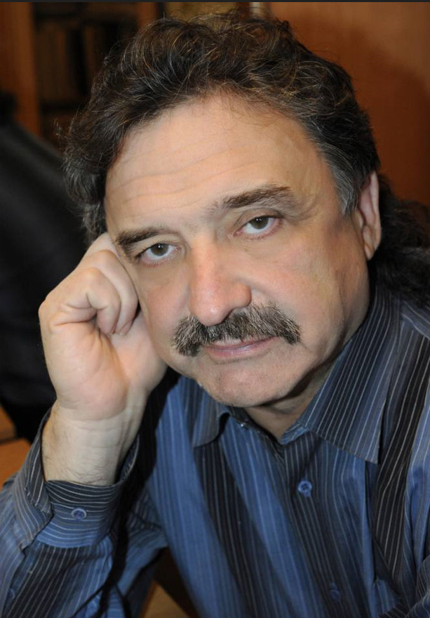 Михаил Доломатов