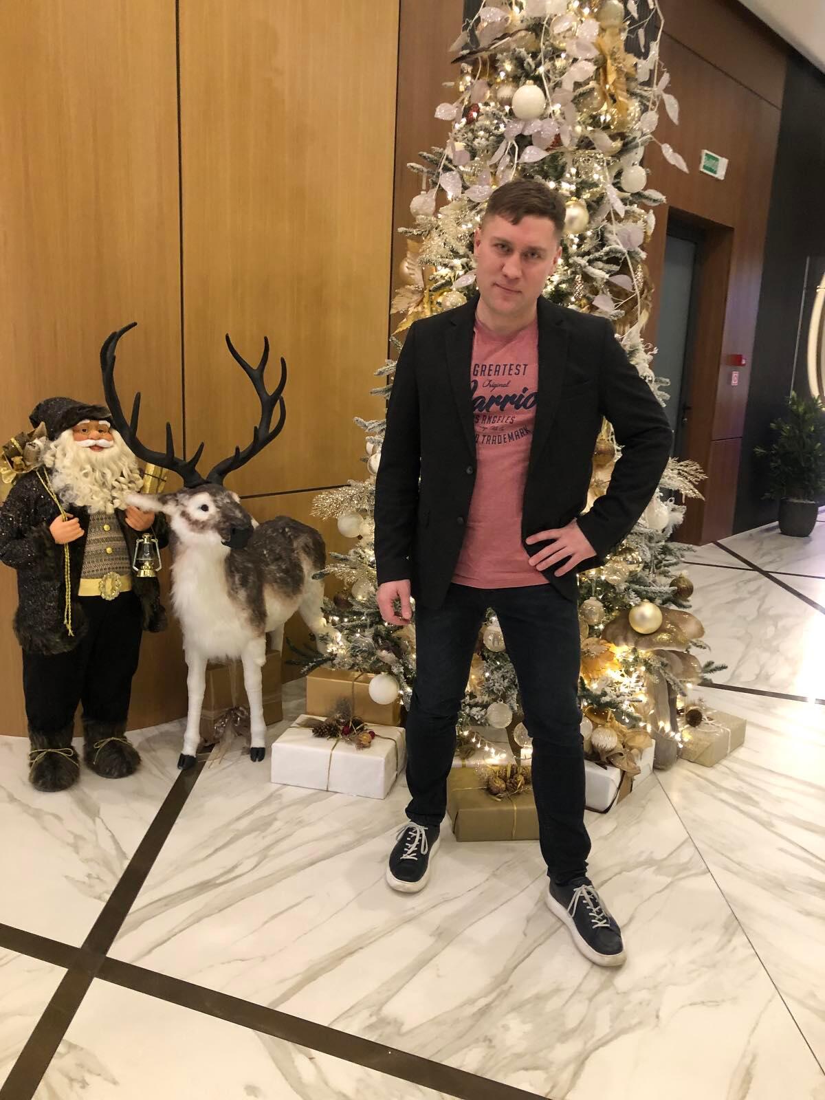 Михаил Крав