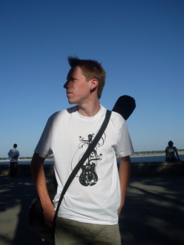 Николас Гомазков