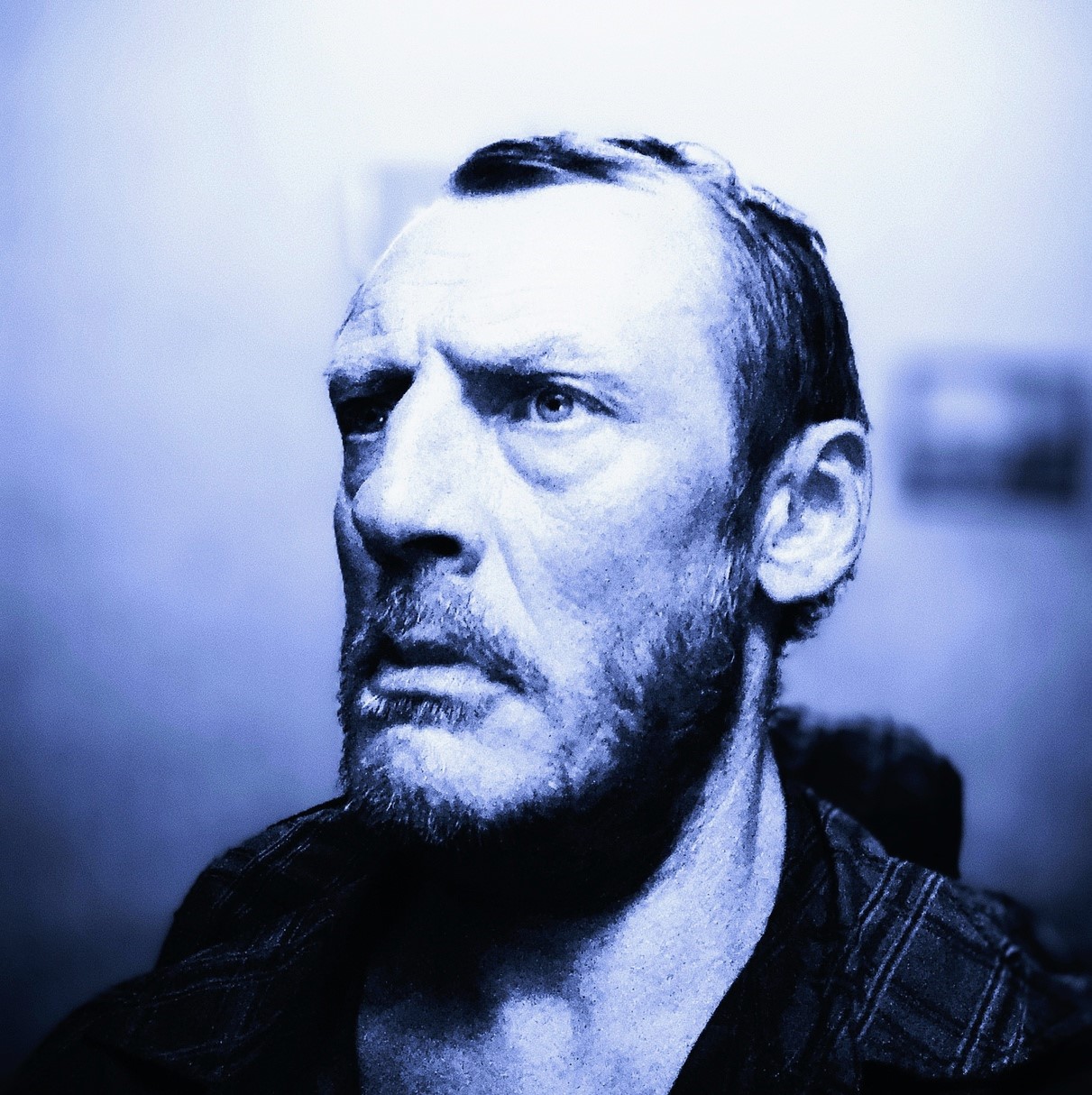 ���� ����